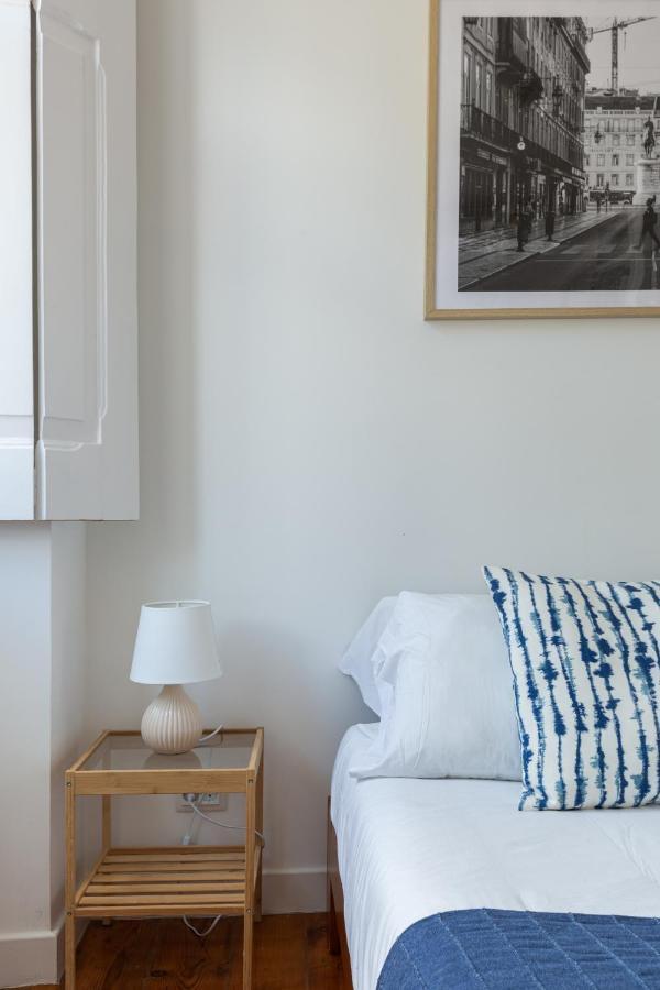 White & Blue Vintage Home In Graca Lizbona Zewnętrze zdjęcie